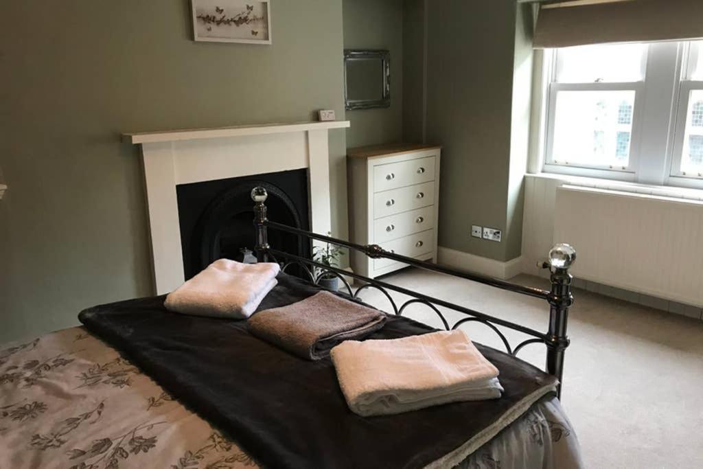 8A Tweed Cottage, Just Off The High St In Peebles Bagian luar foto
